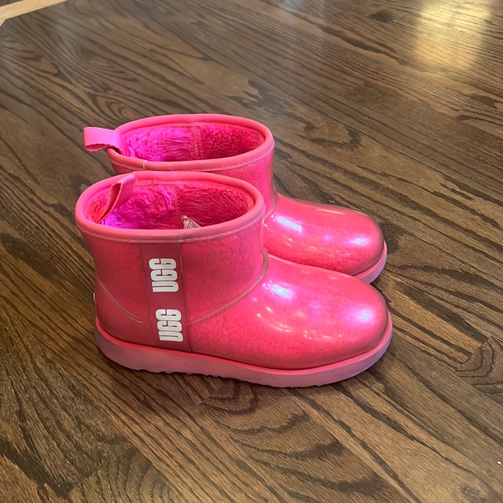 UGG Classic Clear Mini II